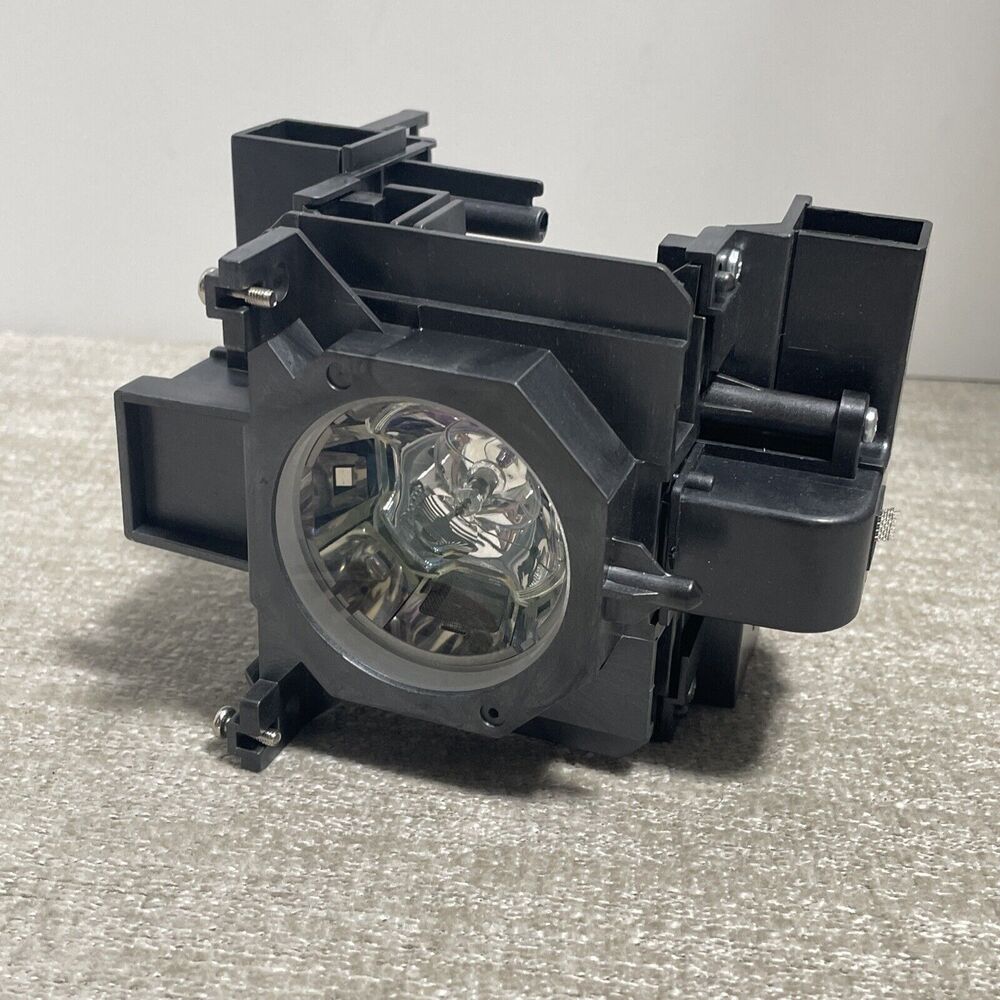 POA-LMP136 Replacement Lamp W/Housing for SANYO PLC-XM150,PLC-WM5500,PLC-ZM5000L